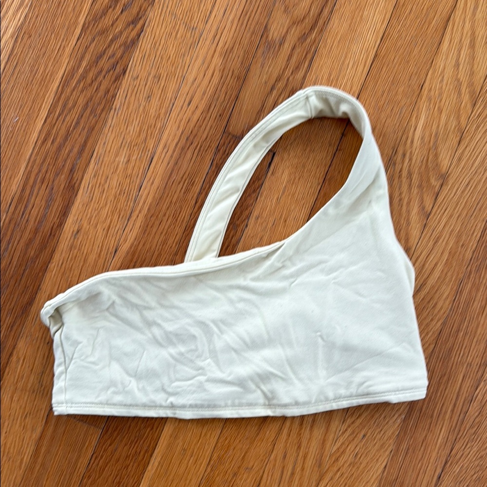 ALO Yoga Cream One-Shoulder Top